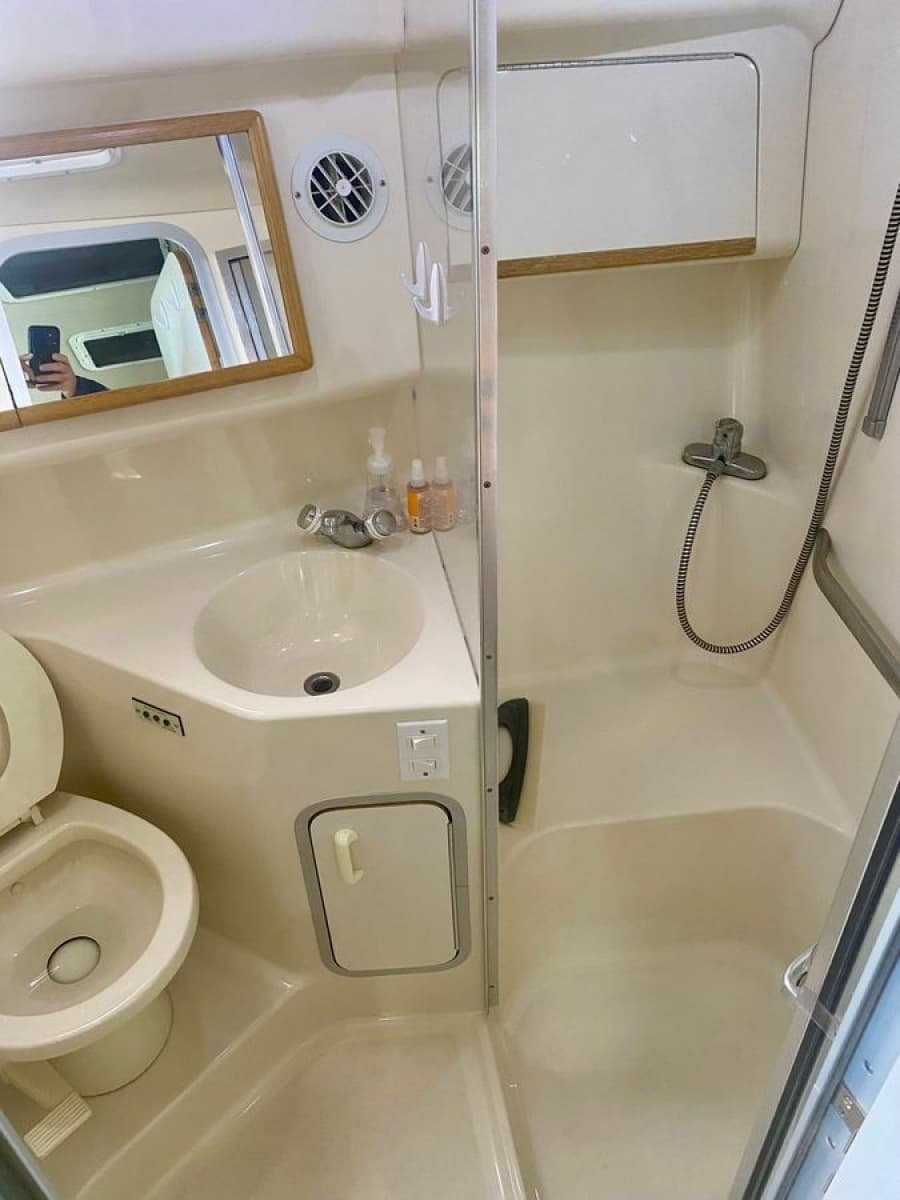 1995 Sea Ray 370 Sundancer