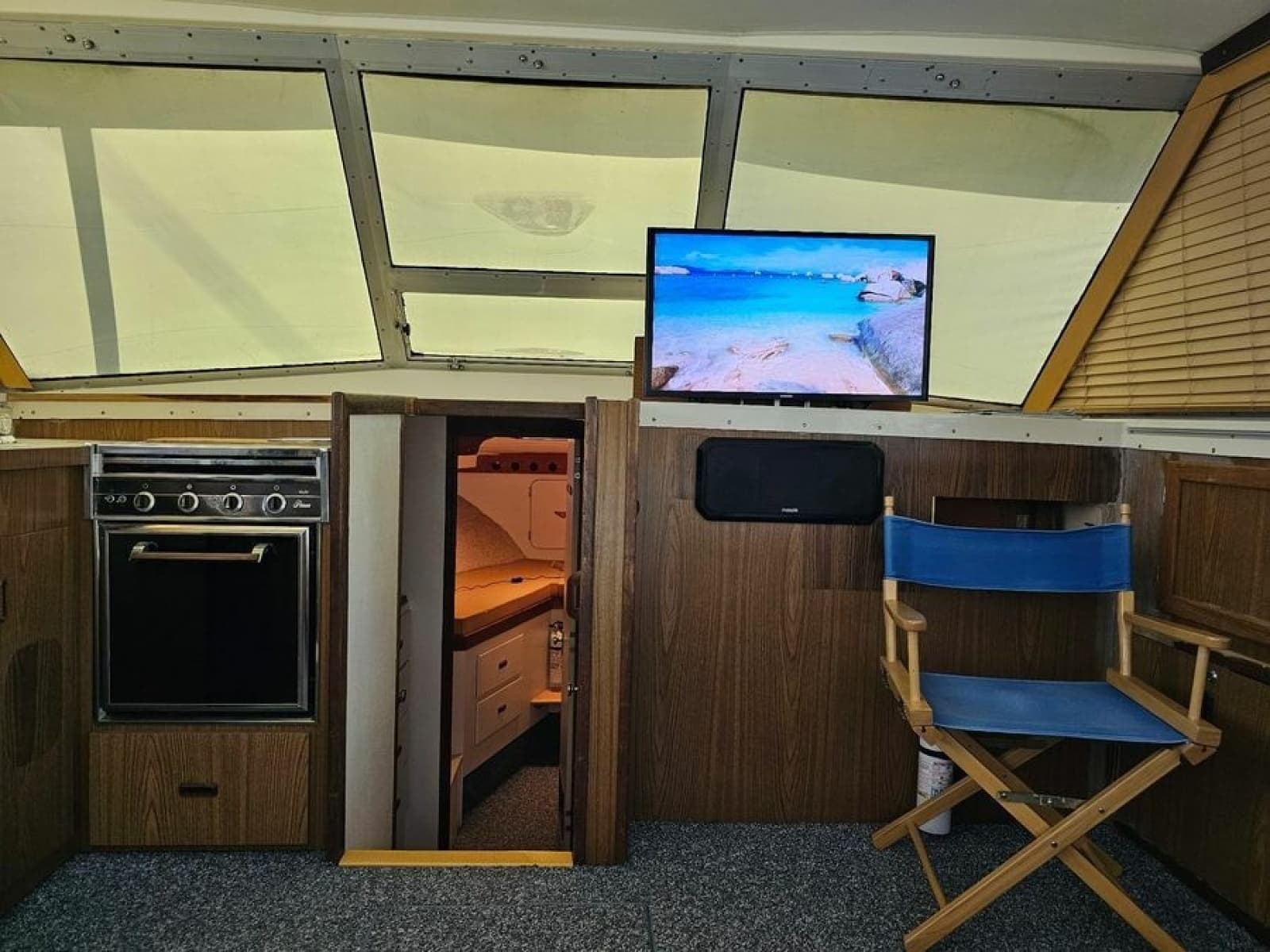 1974 Bertram 