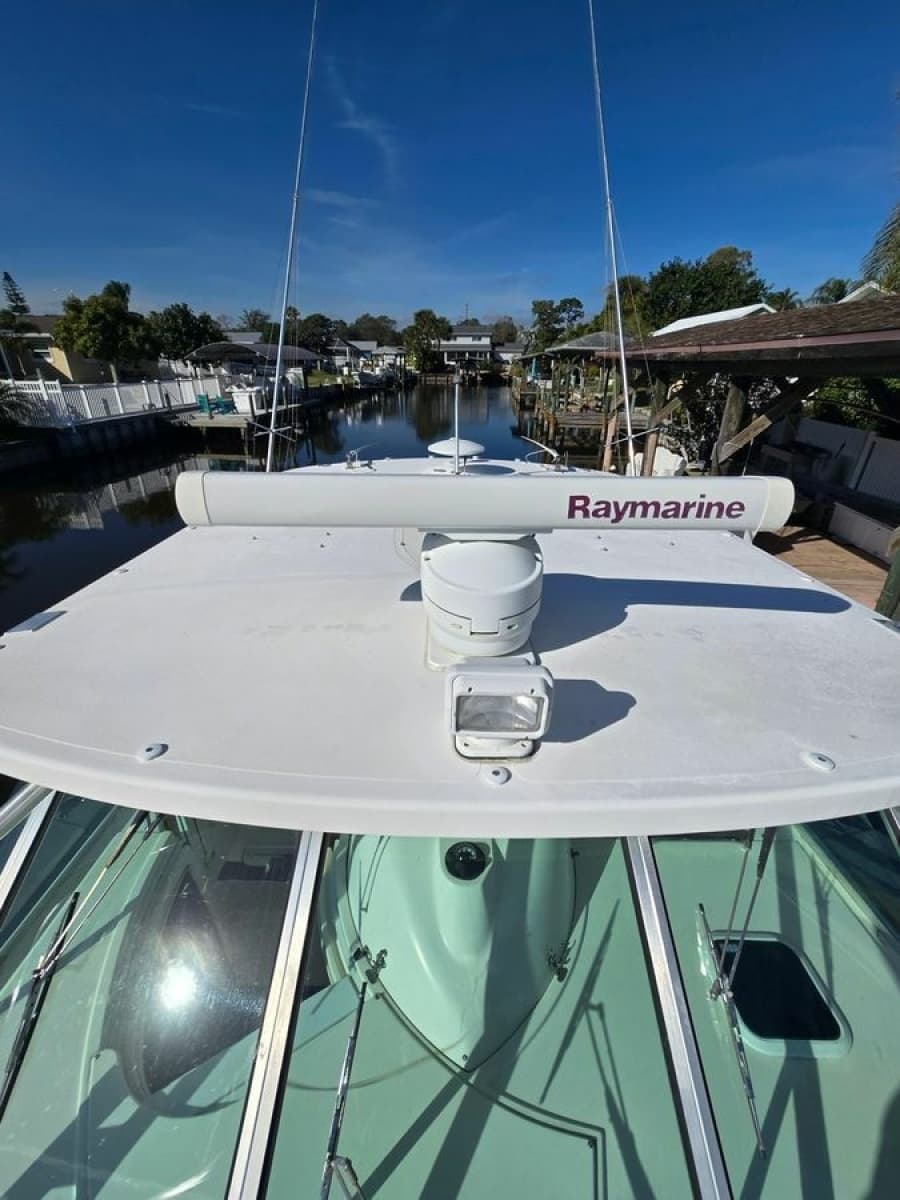 2005 Rampage 33 Express