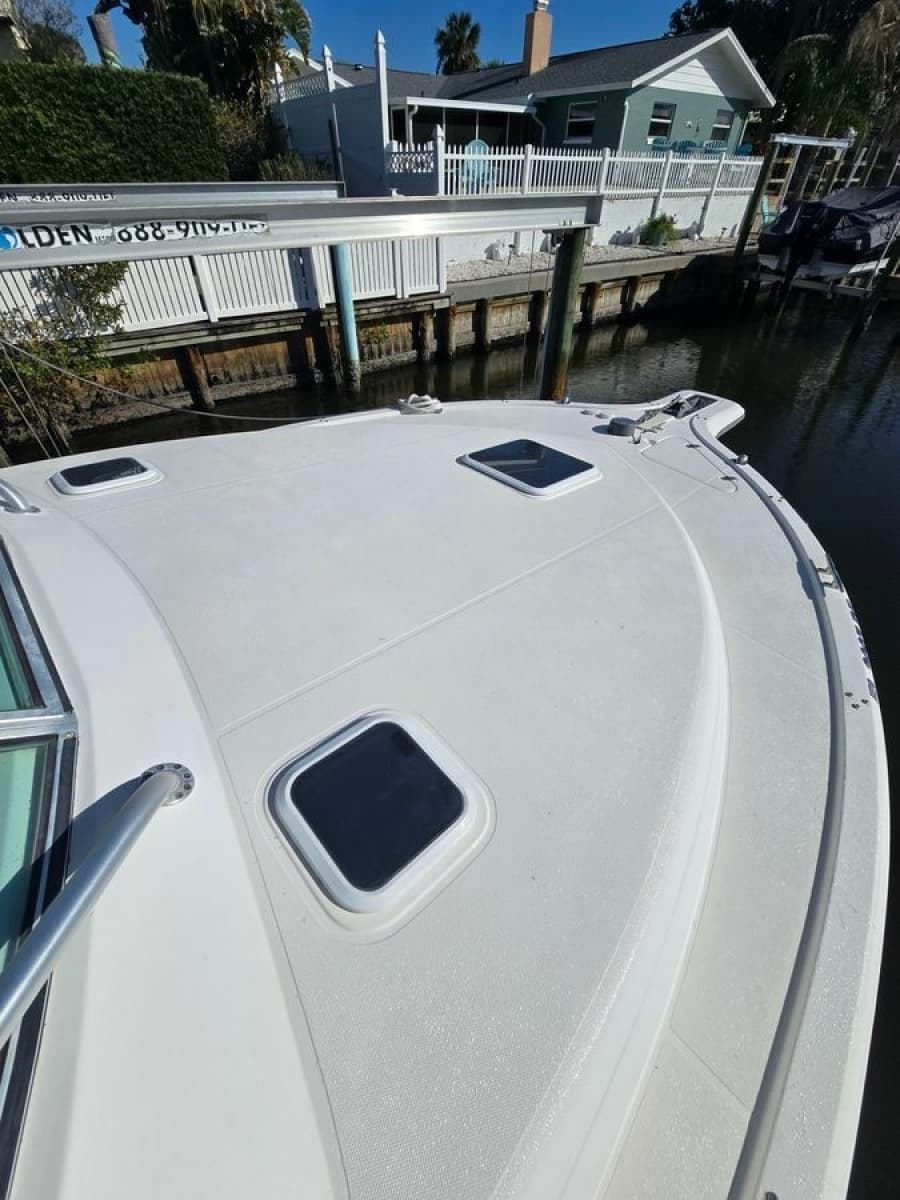 2005 Rampage 33 Express