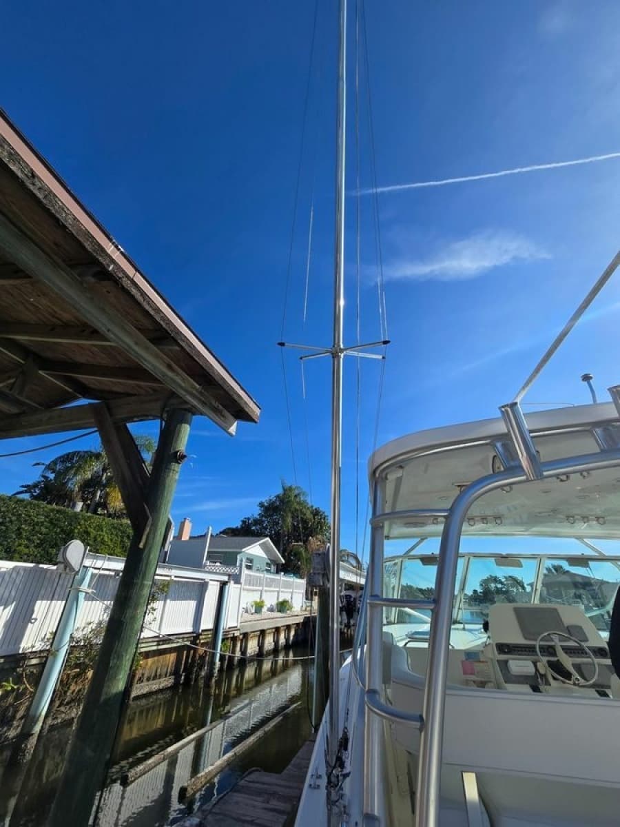 2005 Rampage 33 Express