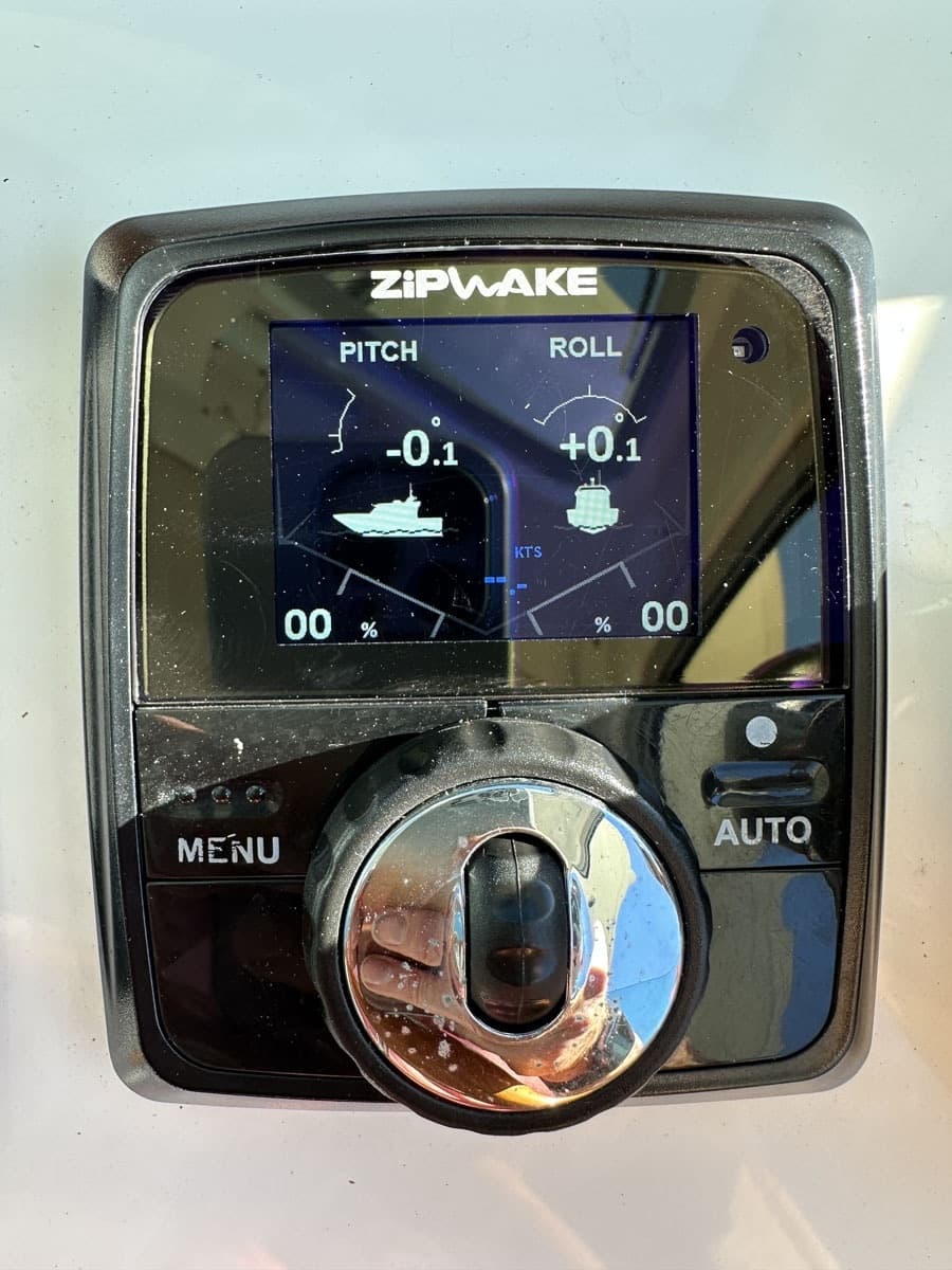 ZIPWAKE Controls