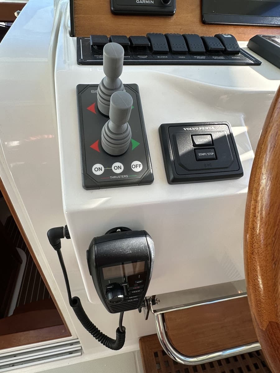 Helm Port Lower