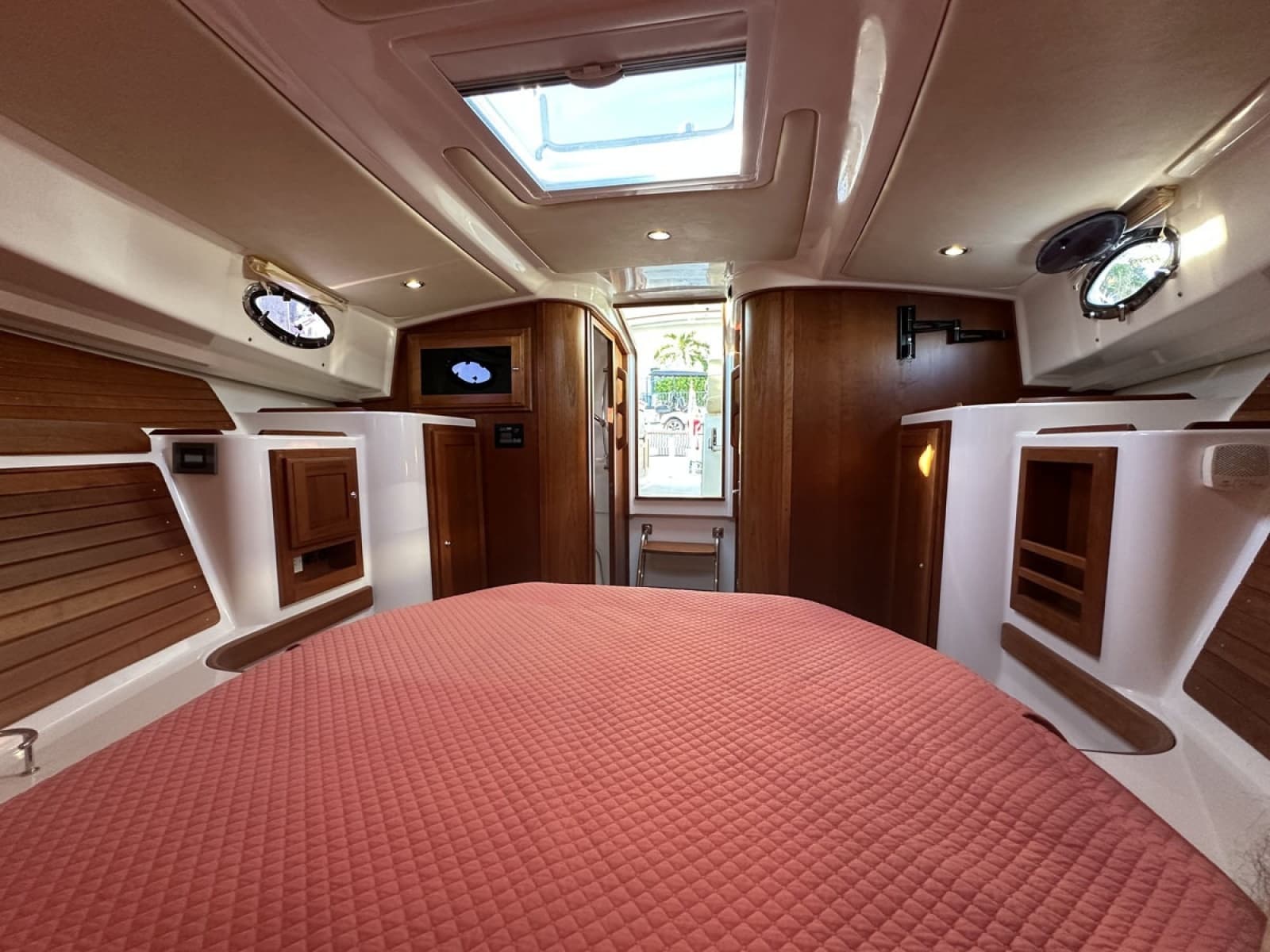 Forward Cabin Looking Aft