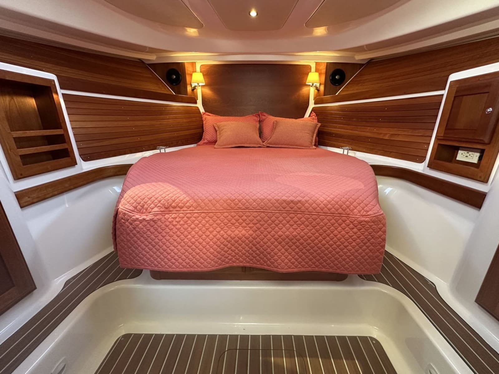 Island Berth 