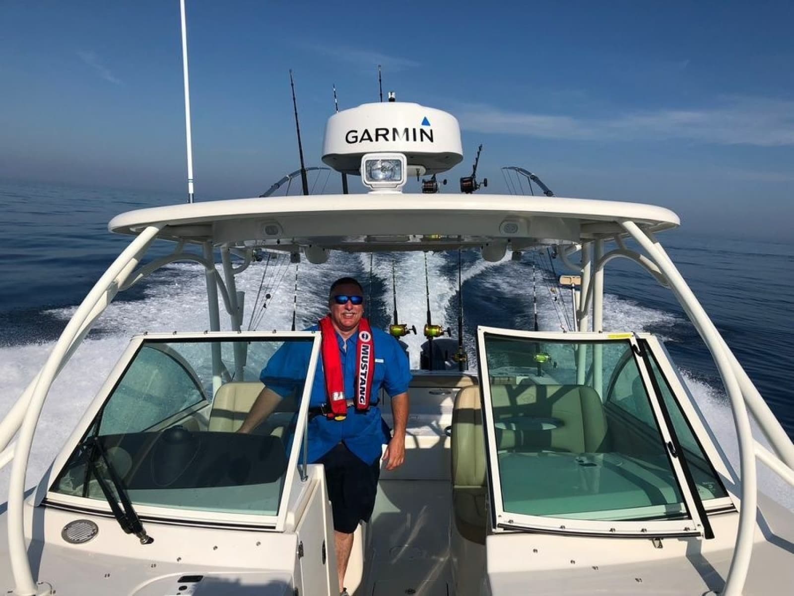2017 Sailfish Dual Console 325