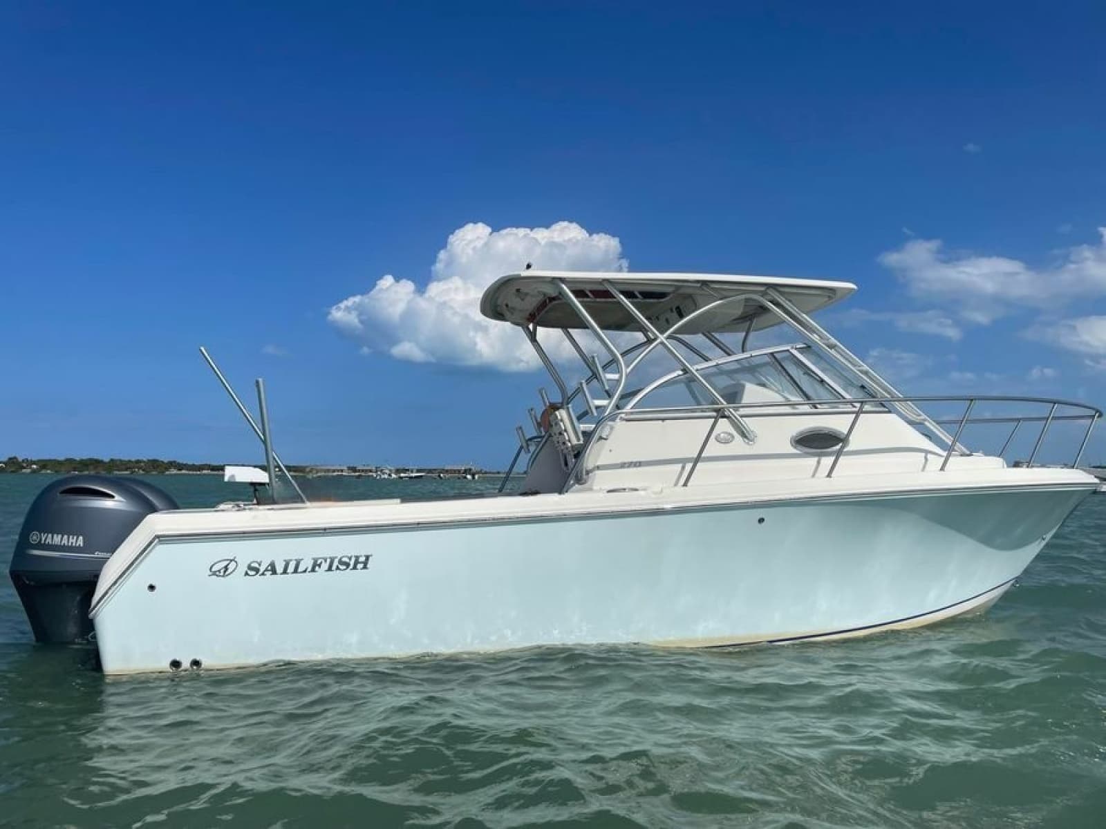 2015 Sailfish 270 WAC
