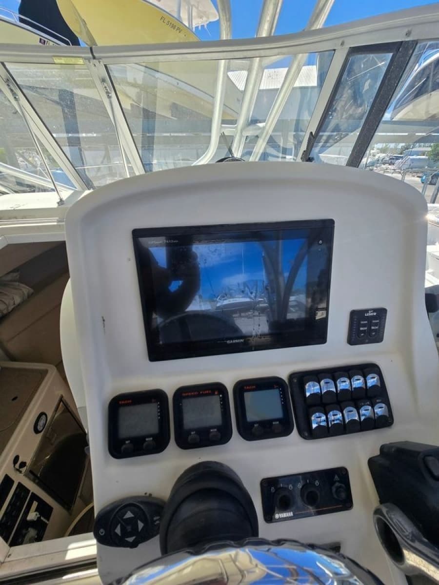 2015 Sailfish 270 WAC