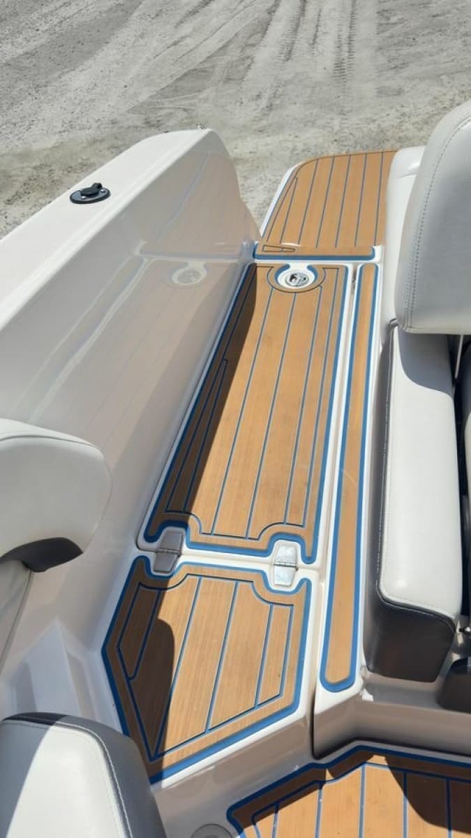 2018 Regal FasDeck