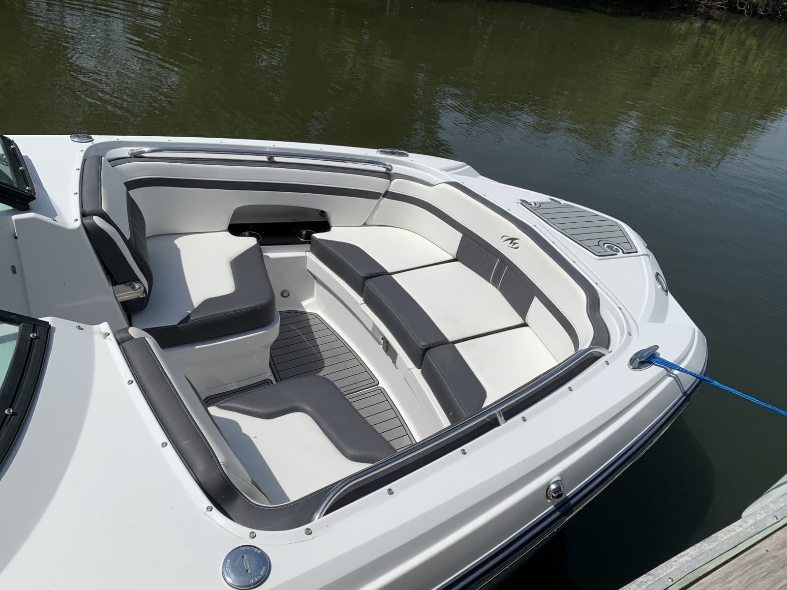 2021 Monterey 26 MS