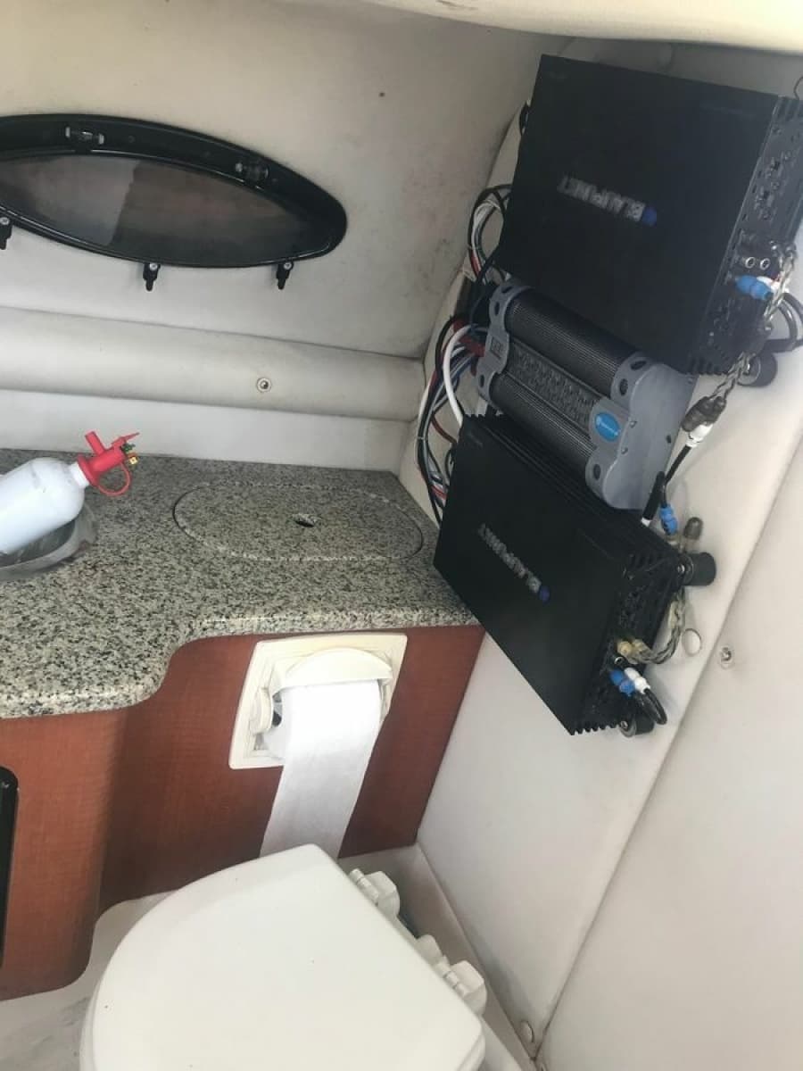2005 Chaparral Sunesta 252