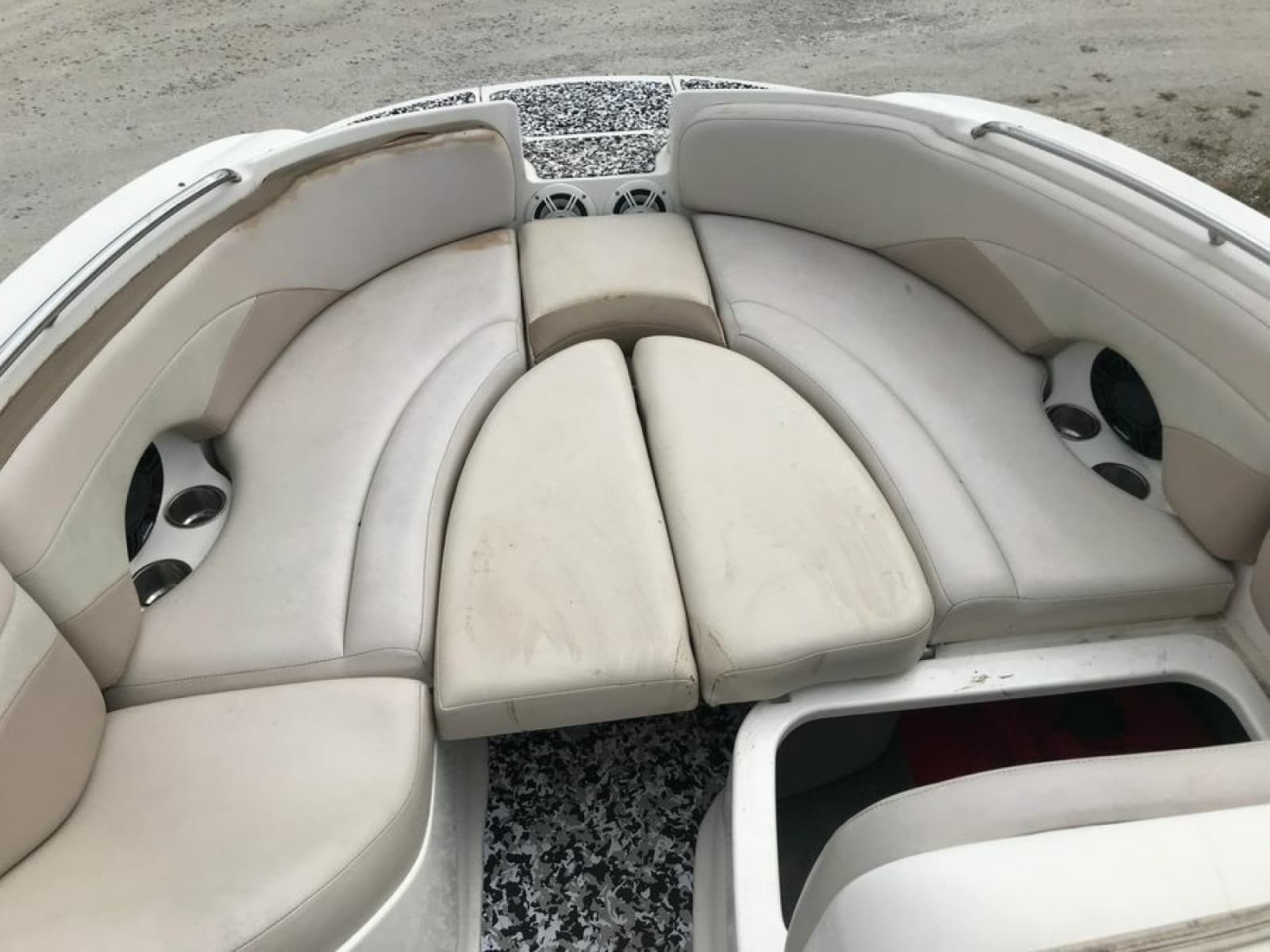 2005 Chaparral Sunesta 252