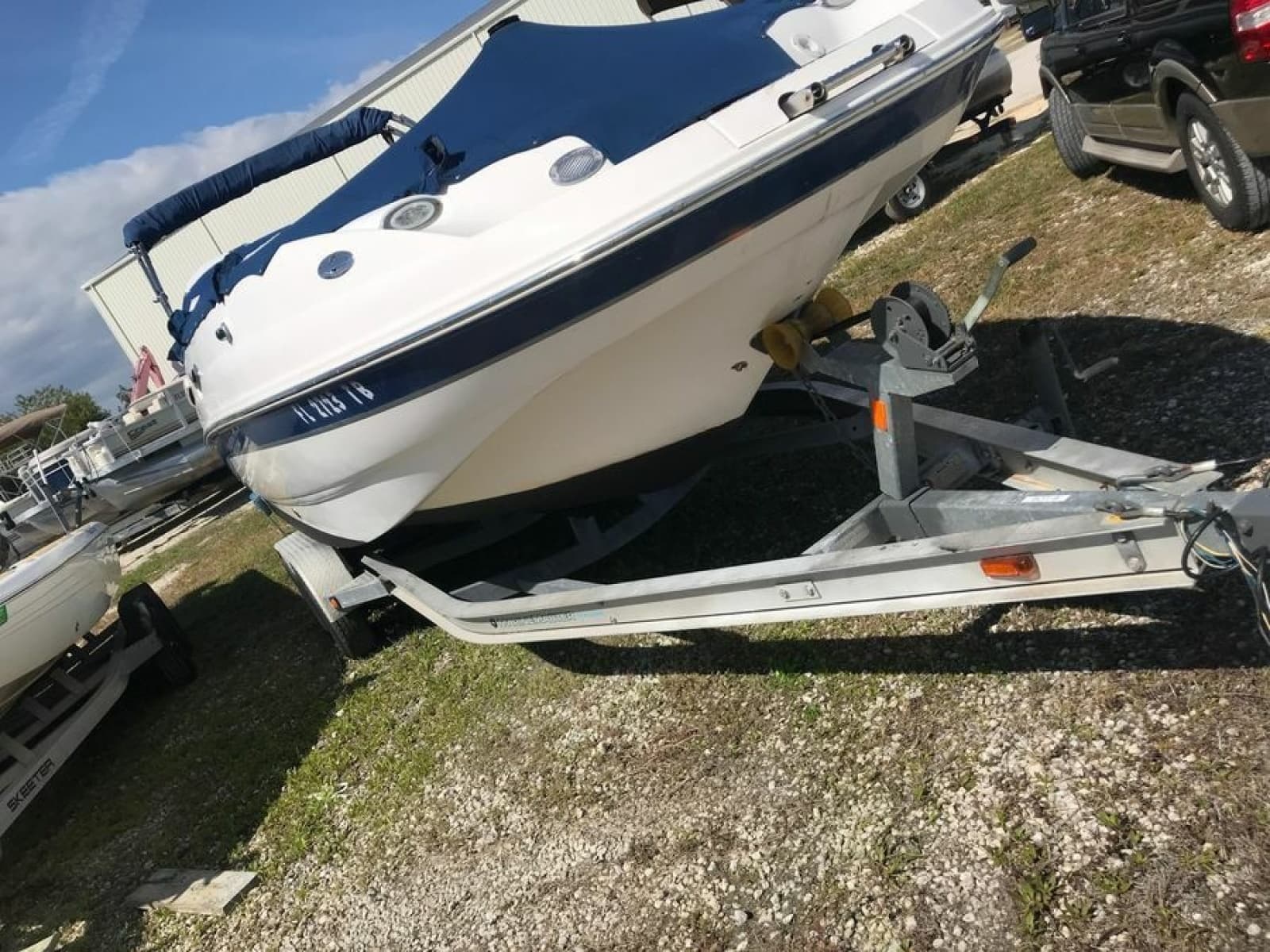 2005 Chaparral Sunesta 252