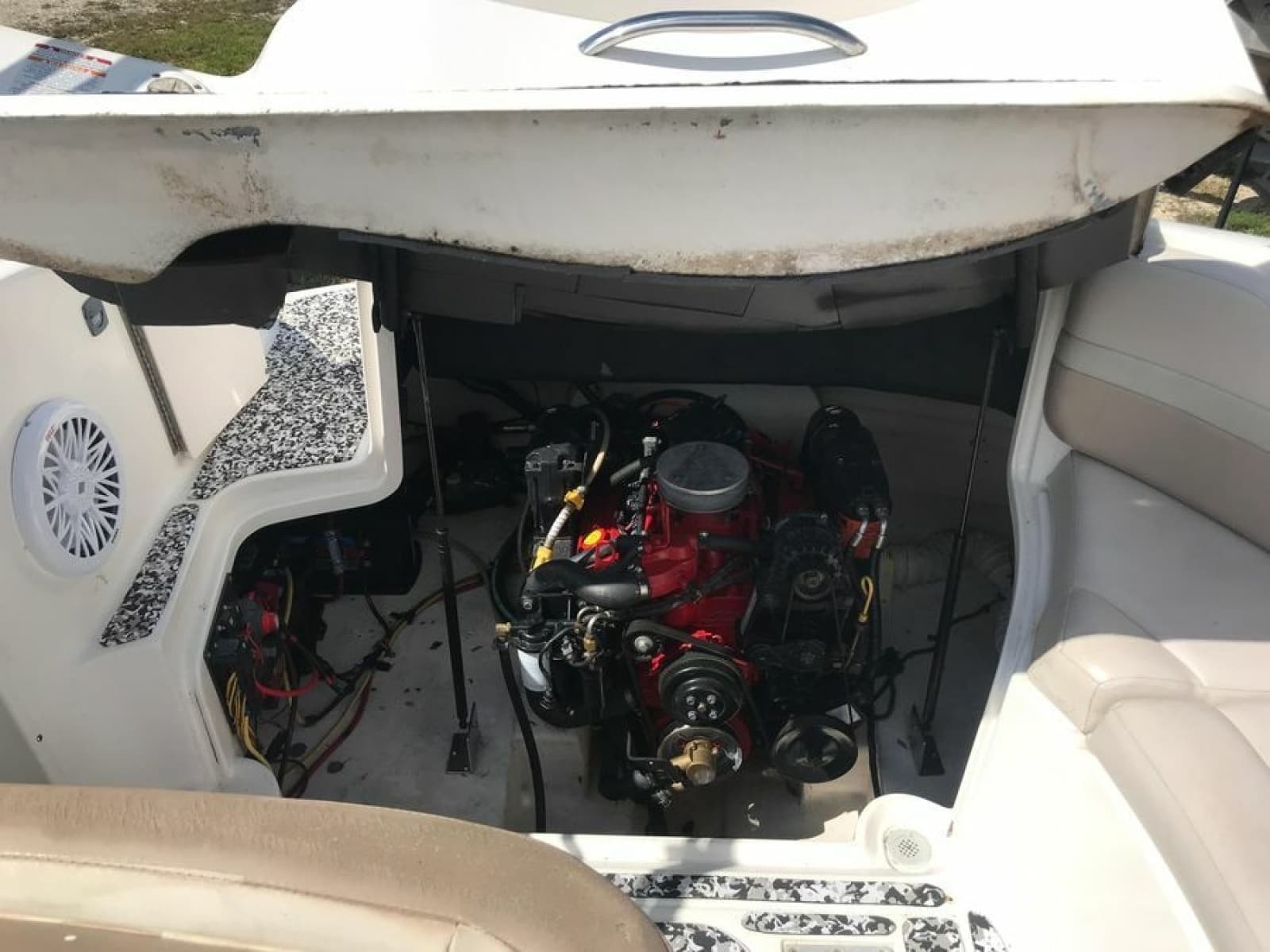 2005 Chaparral Sunesta 252