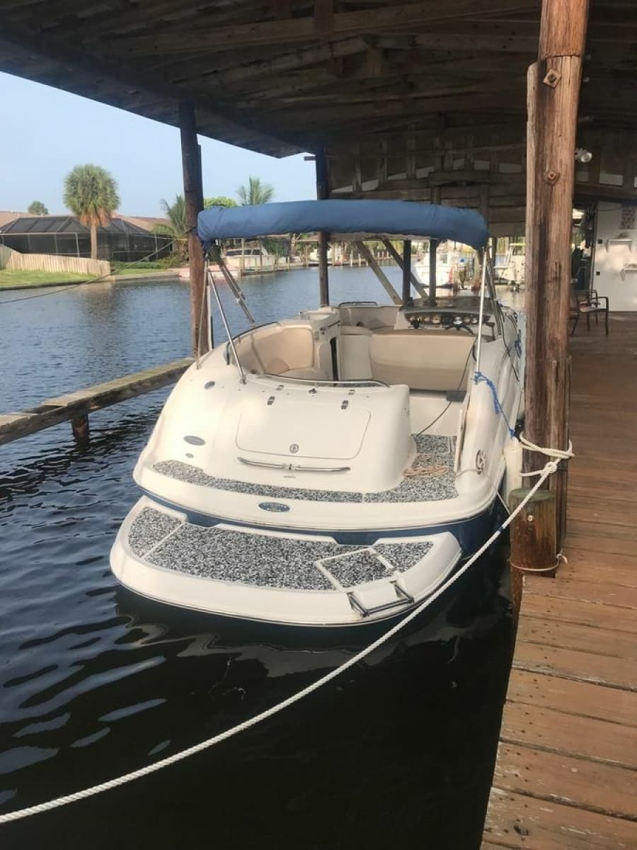 2005 Chaparral Sunesta 252