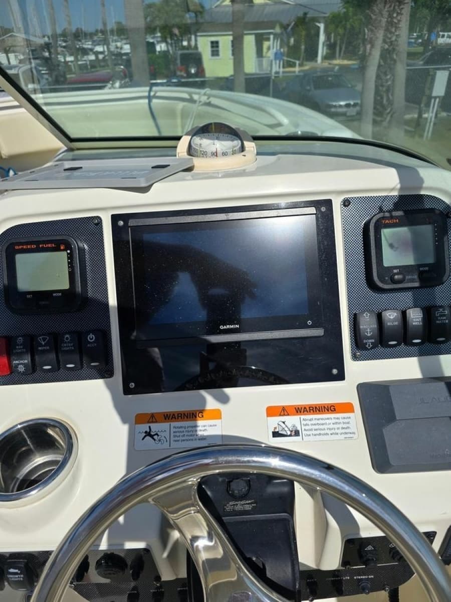 2008 Hydra-Sports 2200 DC