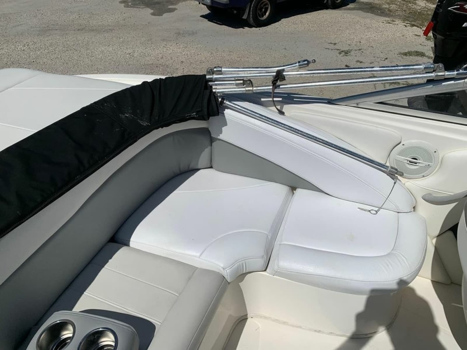2008 Bayliner 205