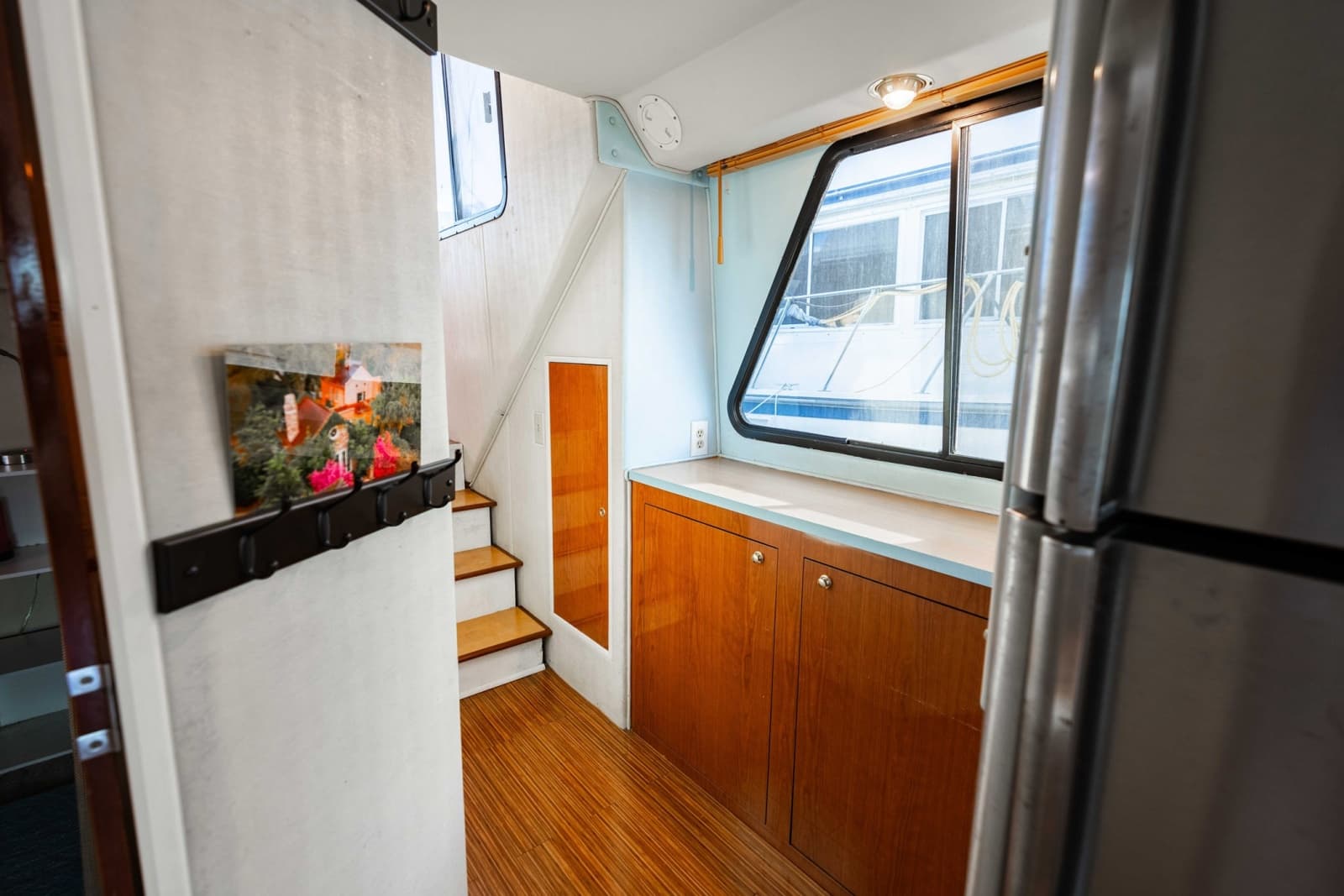 2001 Harbor Master 520 Coastal