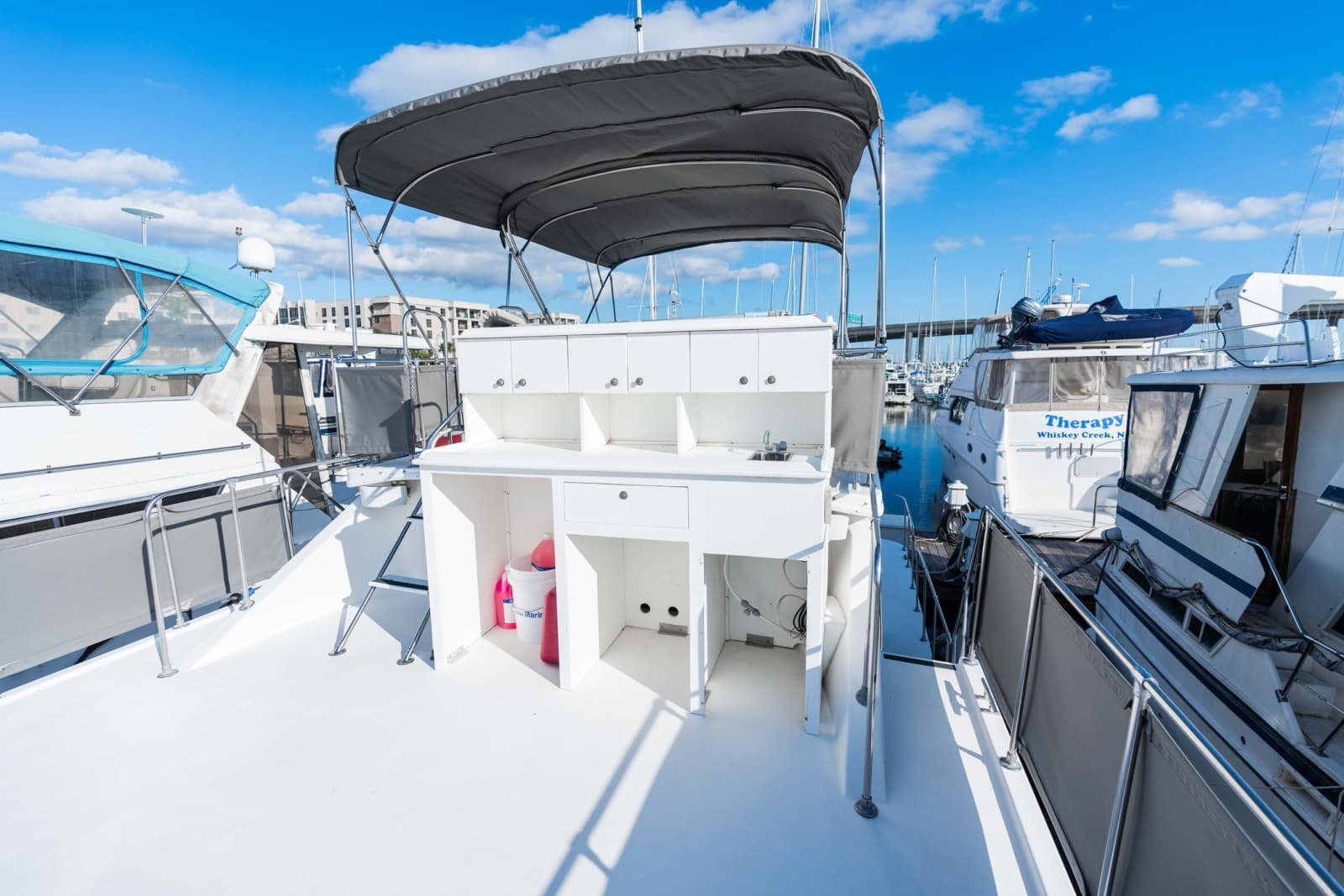 2001 Harbor Master 520 Coastal