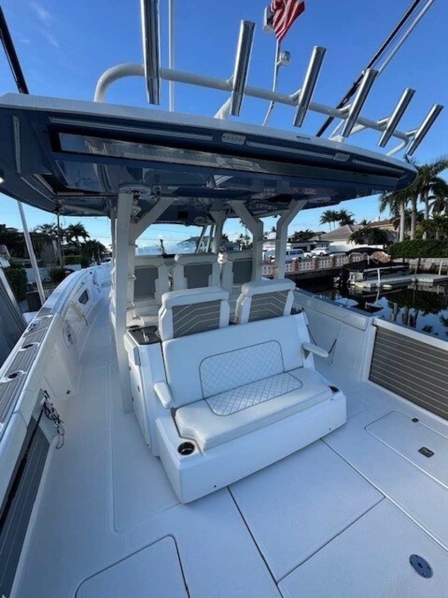 2023 Pursuit S 428 Sport