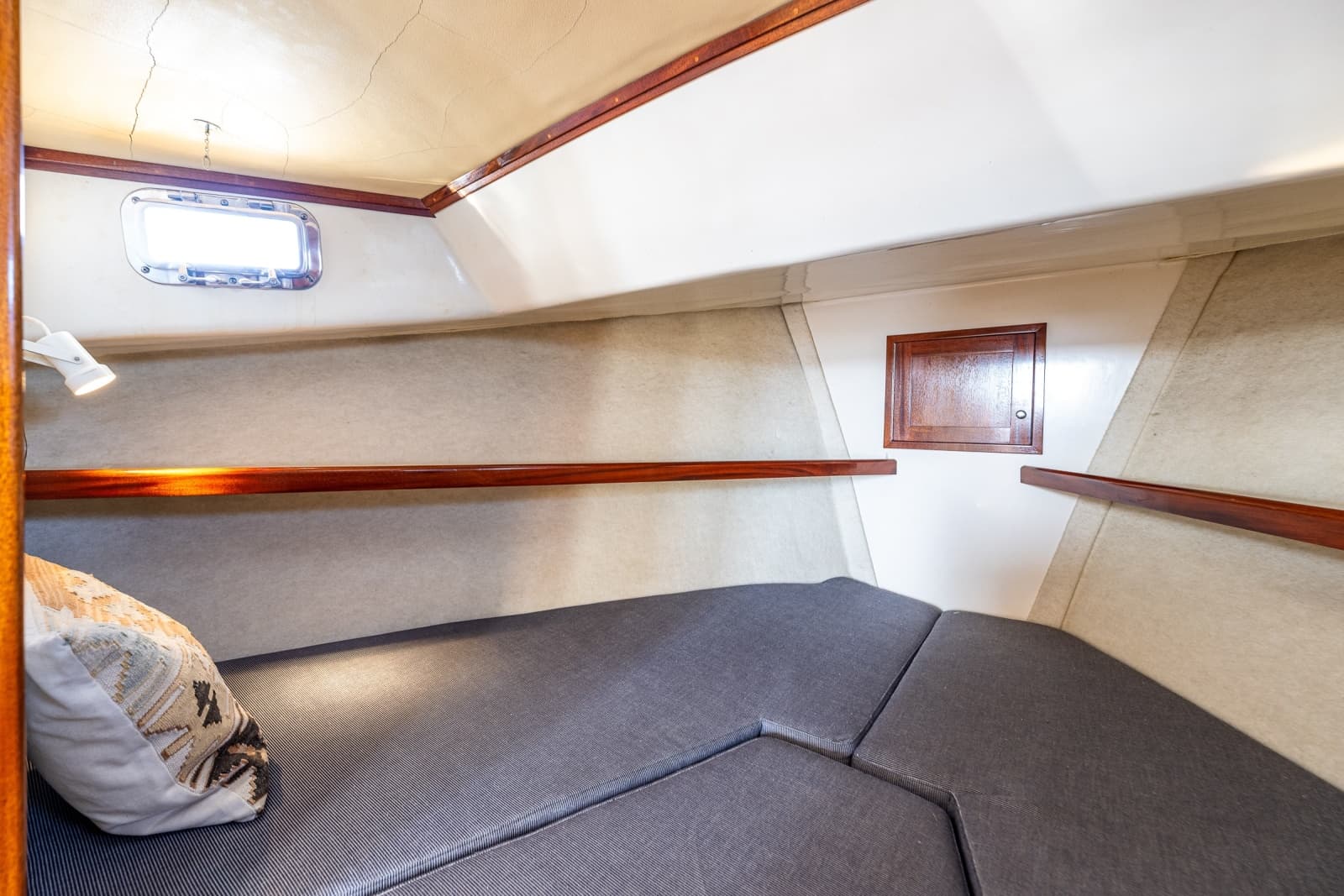 1999 Northern Bay 36
