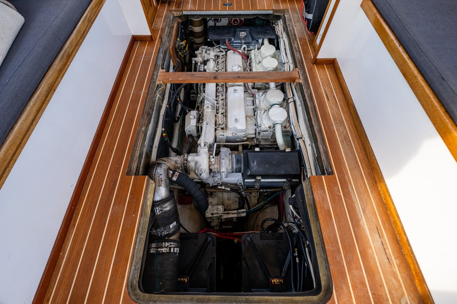 1999 Northern Bay 36