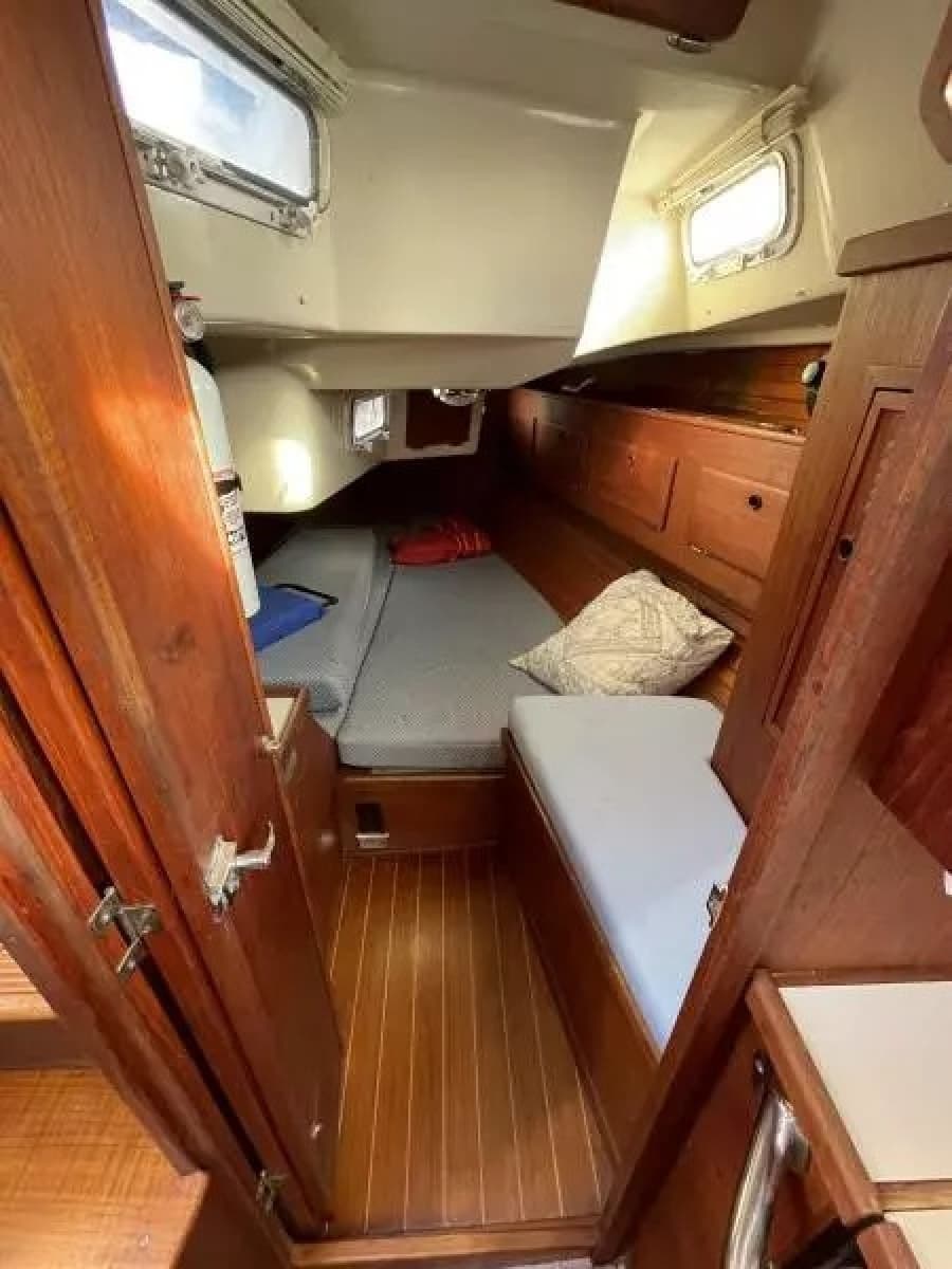 1990 Sabre 38 MK II