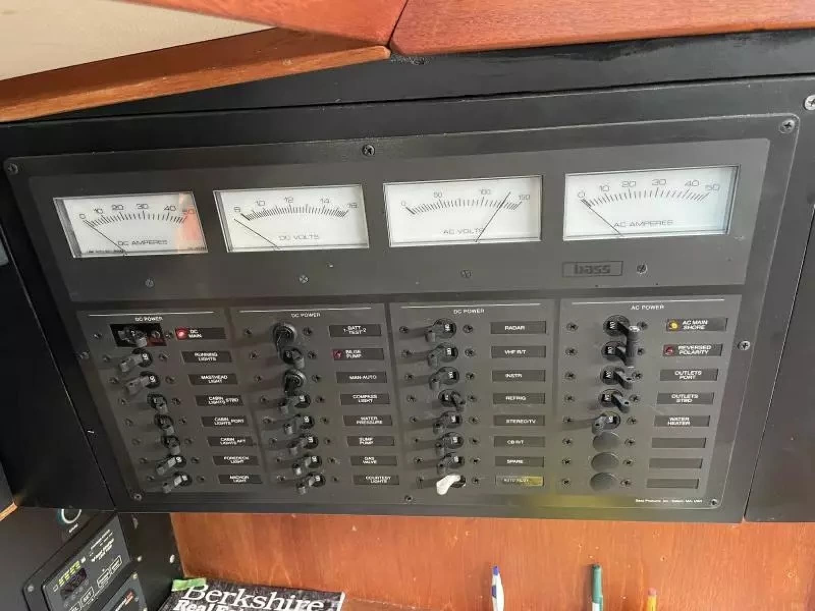 1990 Sabre 38 MK II