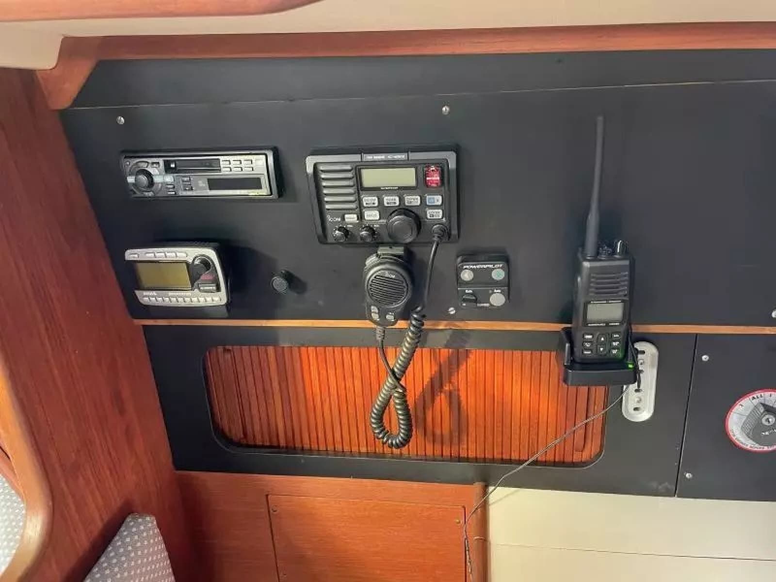 1990 Sabre 38 MK II