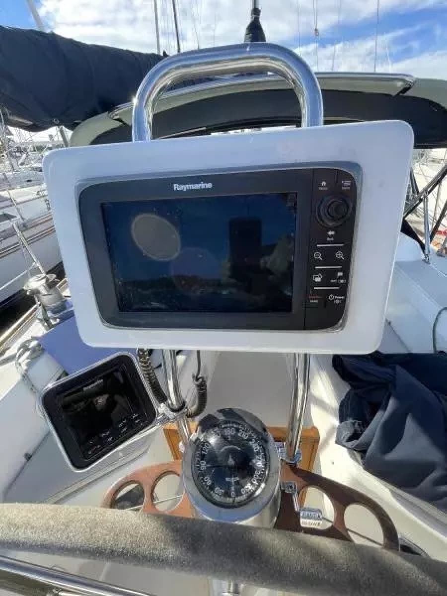 1990 Sabre 38 MK II