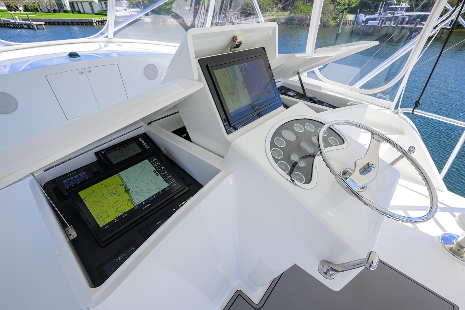 2003 American Custom Yachts 