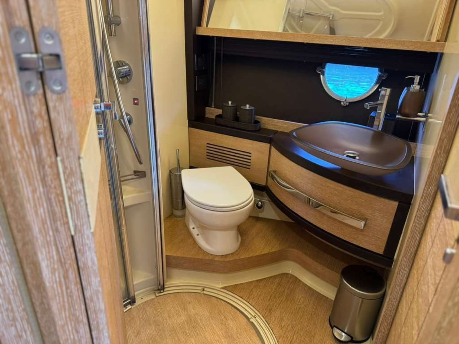 2014 Azimut 64