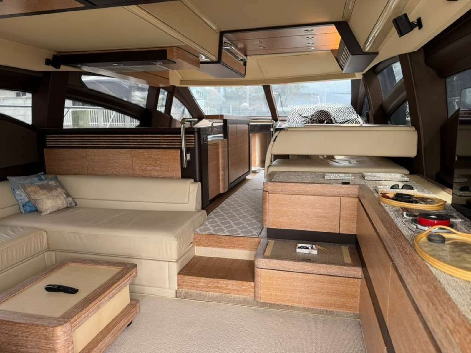 2014 Azimut 64