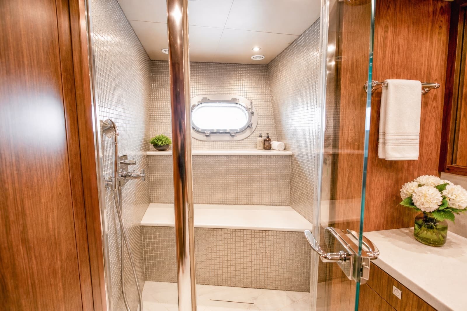 2014 Sunseeker 131