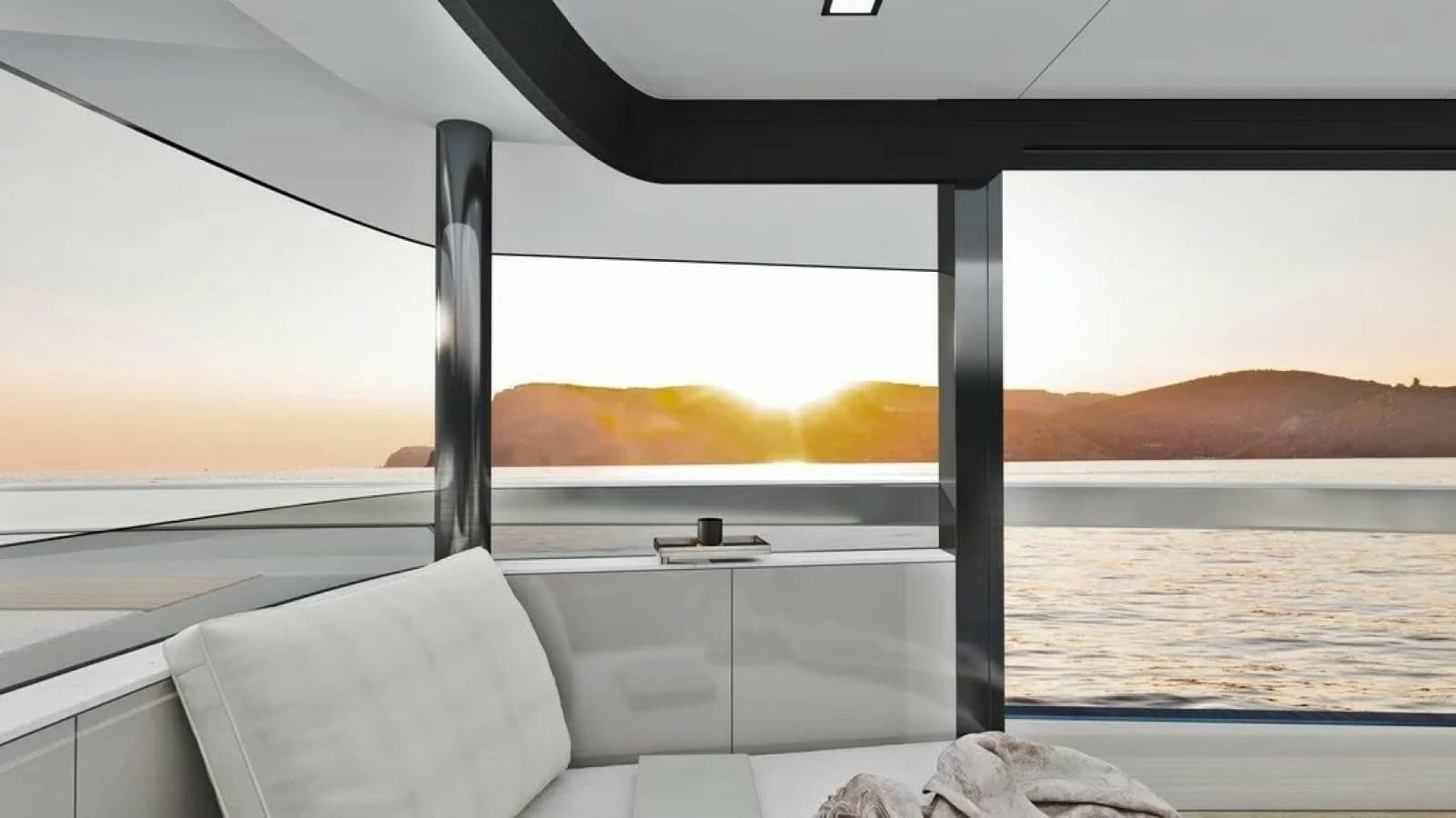 2026 Ladenstein L48 MIAMI