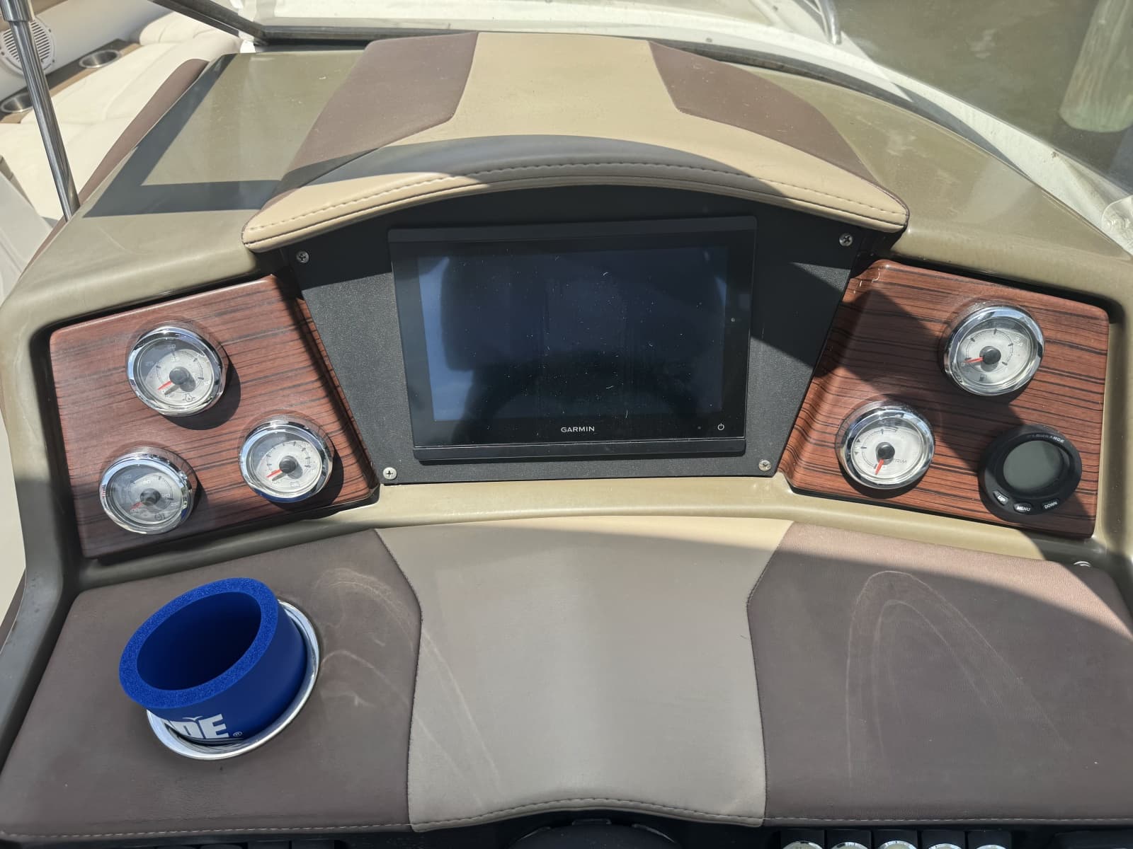 9 Helm Cover Off