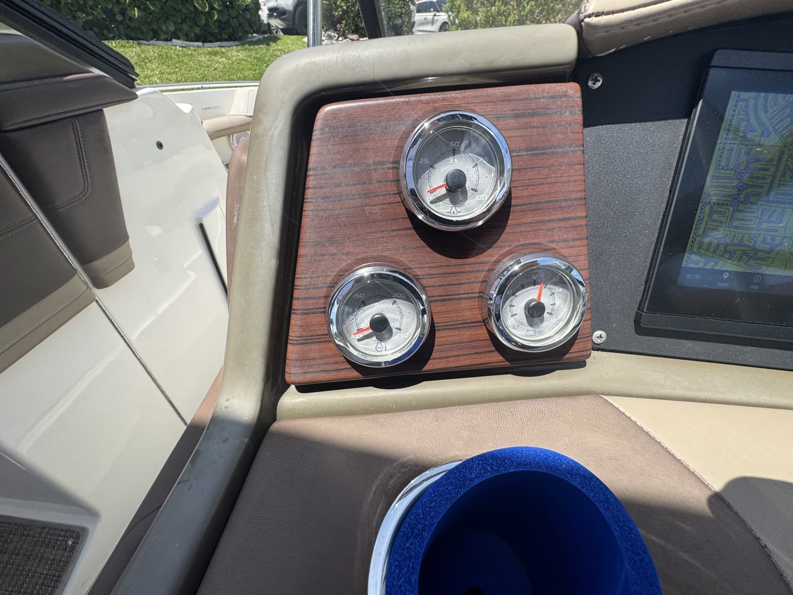 29 Helm Gauges1