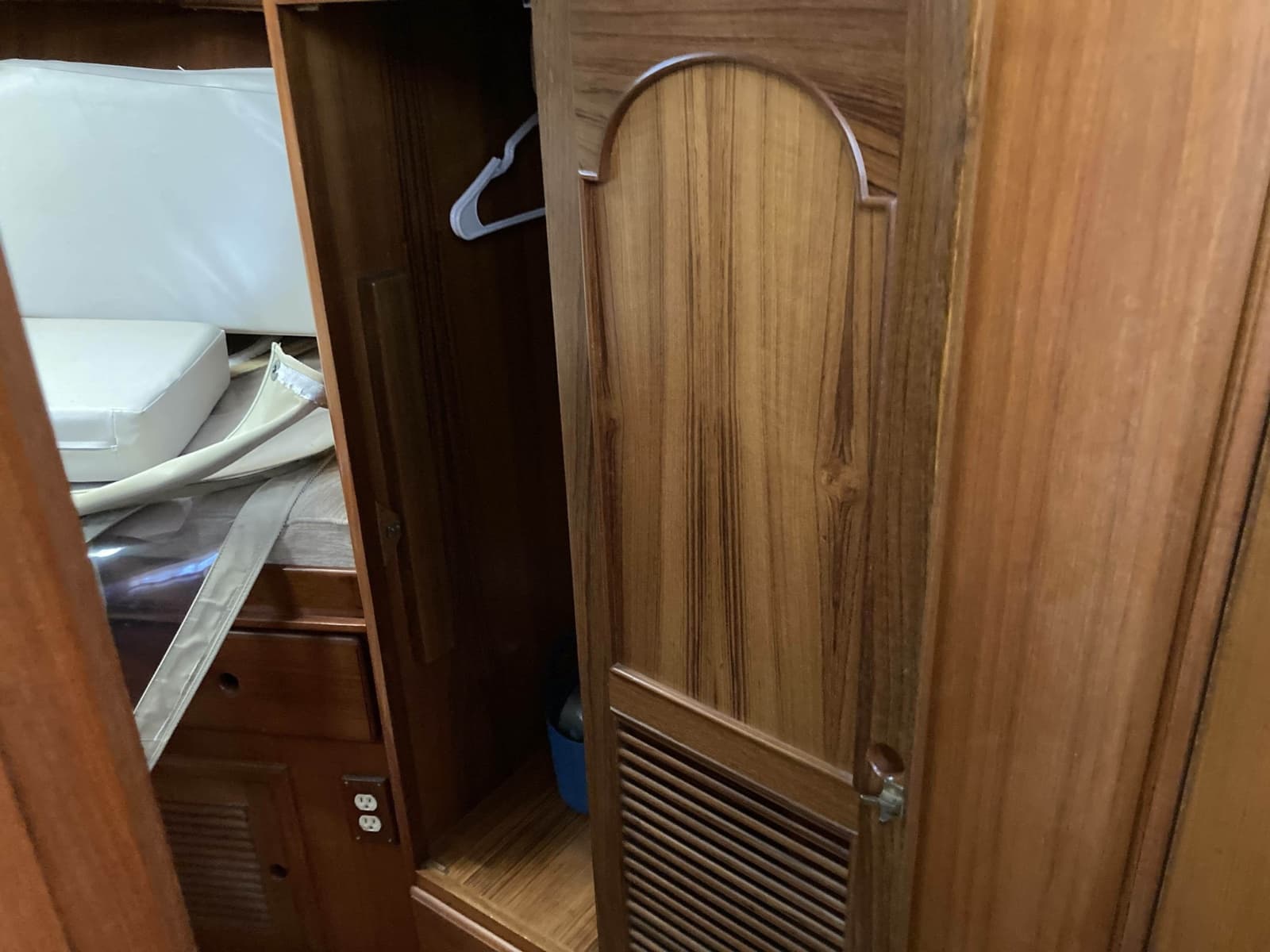 1988 Albin DC