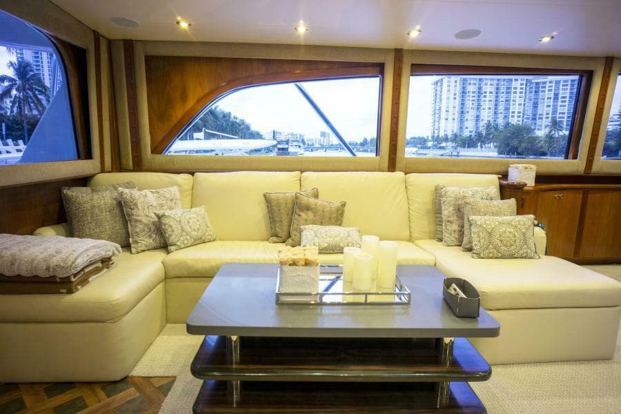 2005 Sea Force IX Enclosed Flybridge
