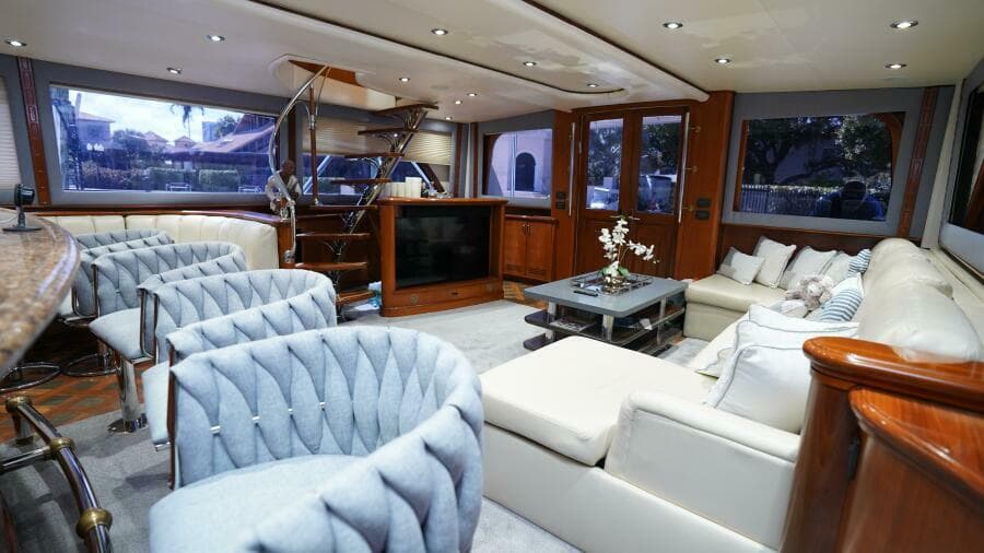 2005 Sea Force IX Enclosed Flybridge