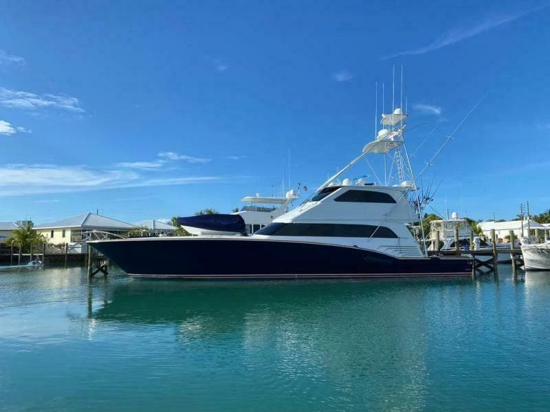 2005 Sea Force IX Enclosed Flybridge