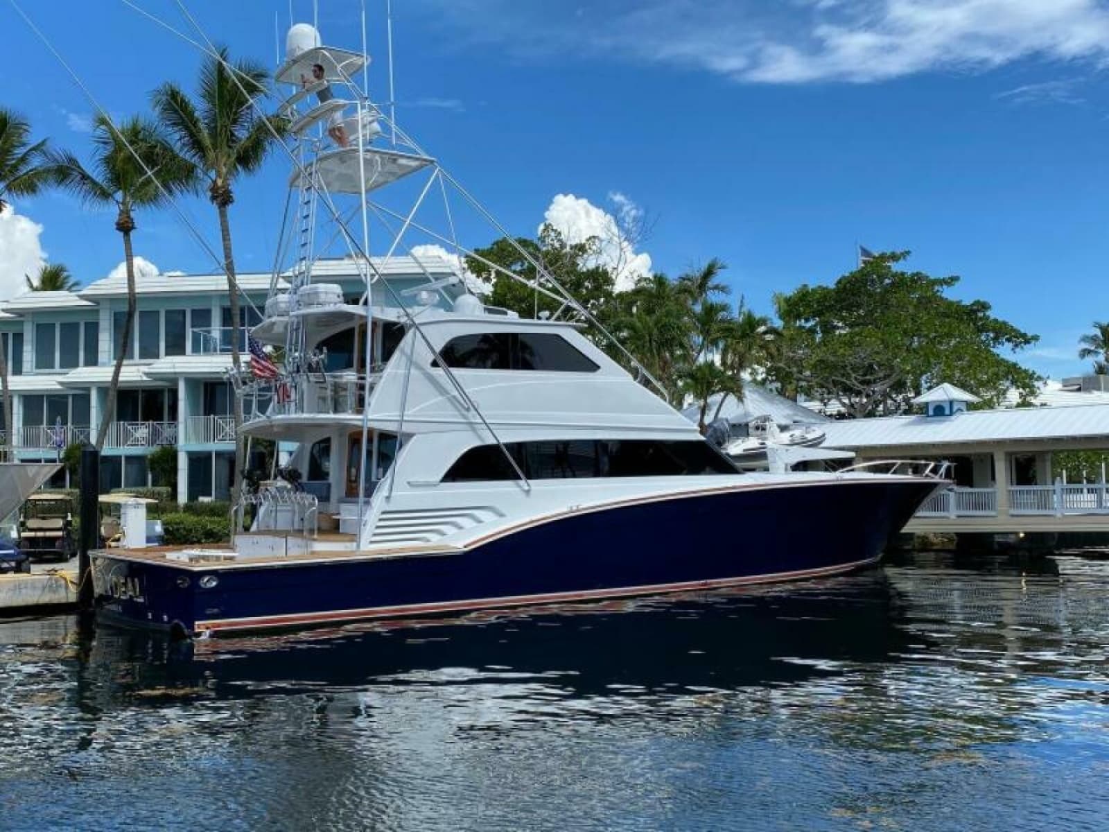 2005 Sea Force IX Enclosed Flybridge