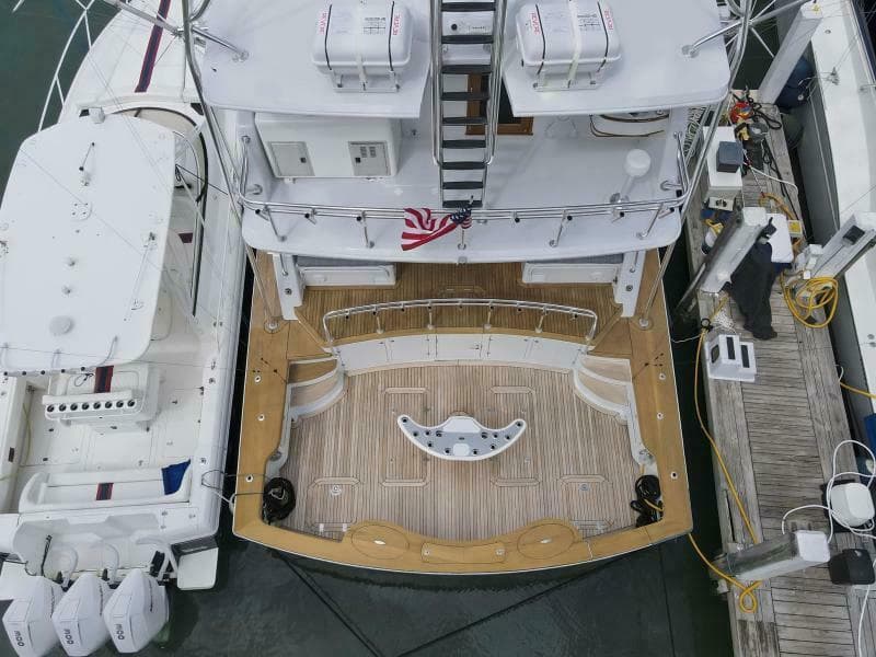 2005 Sea Force IX Enclosed Flybridge
