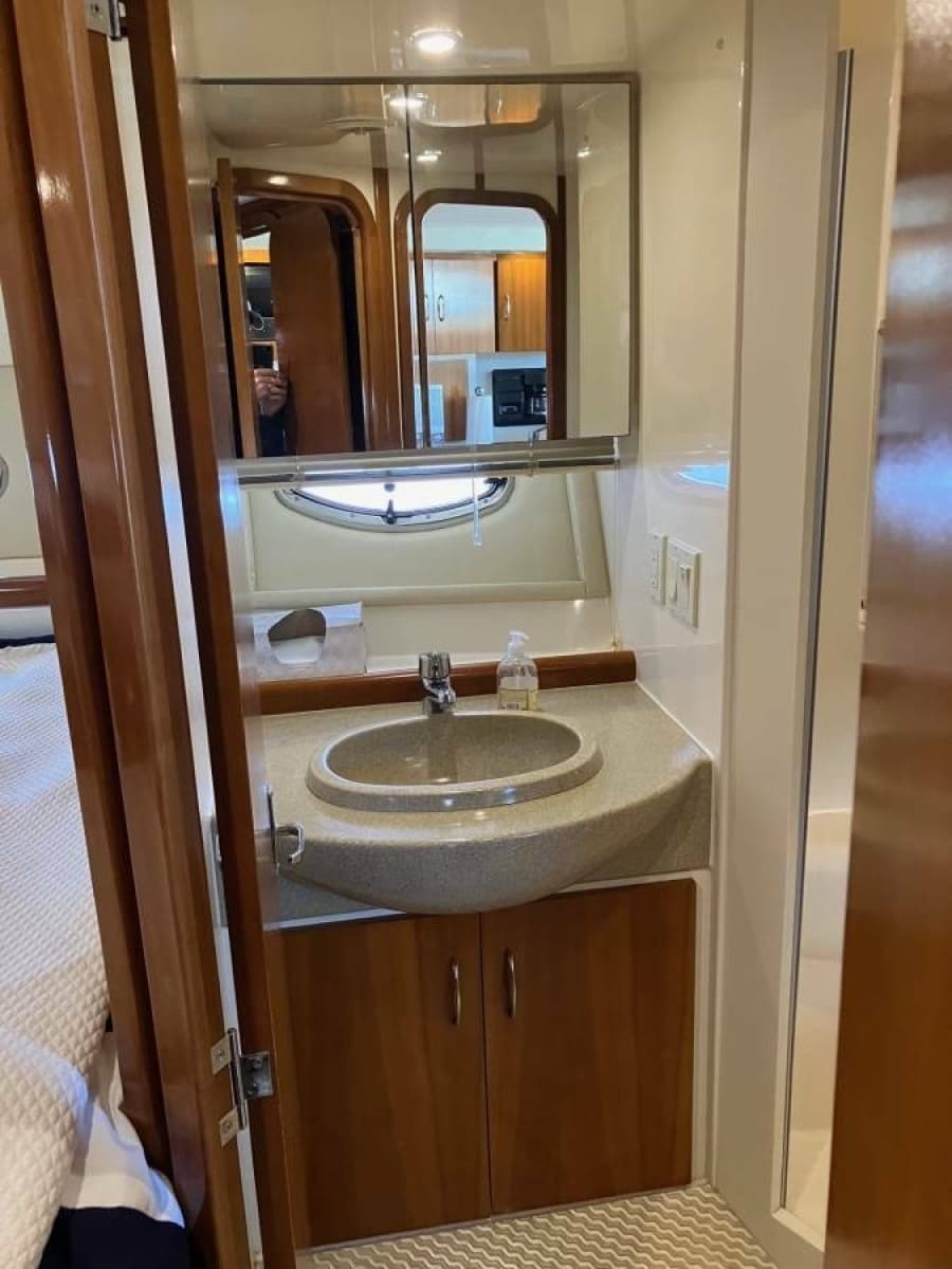 2003 Carver 350 Mariner
