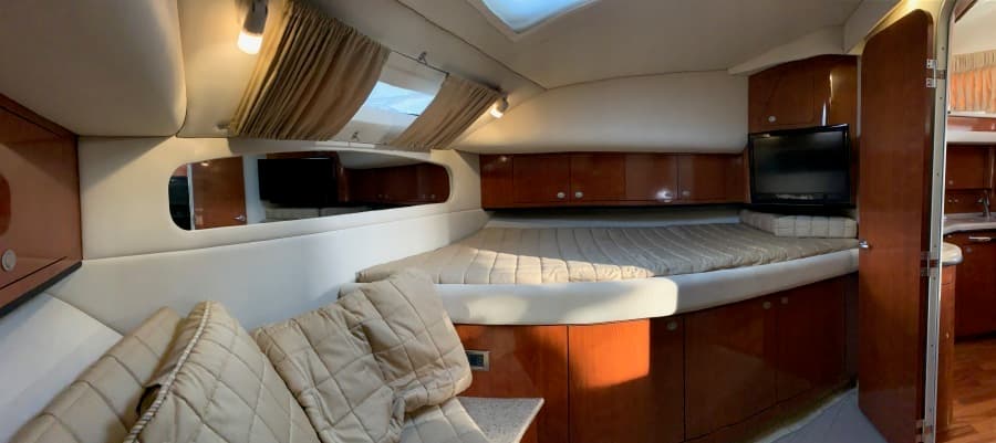 2004 Sea Ray 390 Motor Yacht