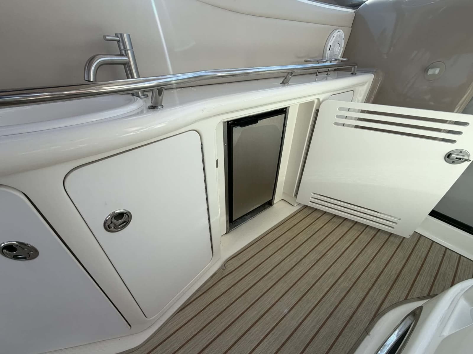 2002 Sea Ray 36 Sundancer