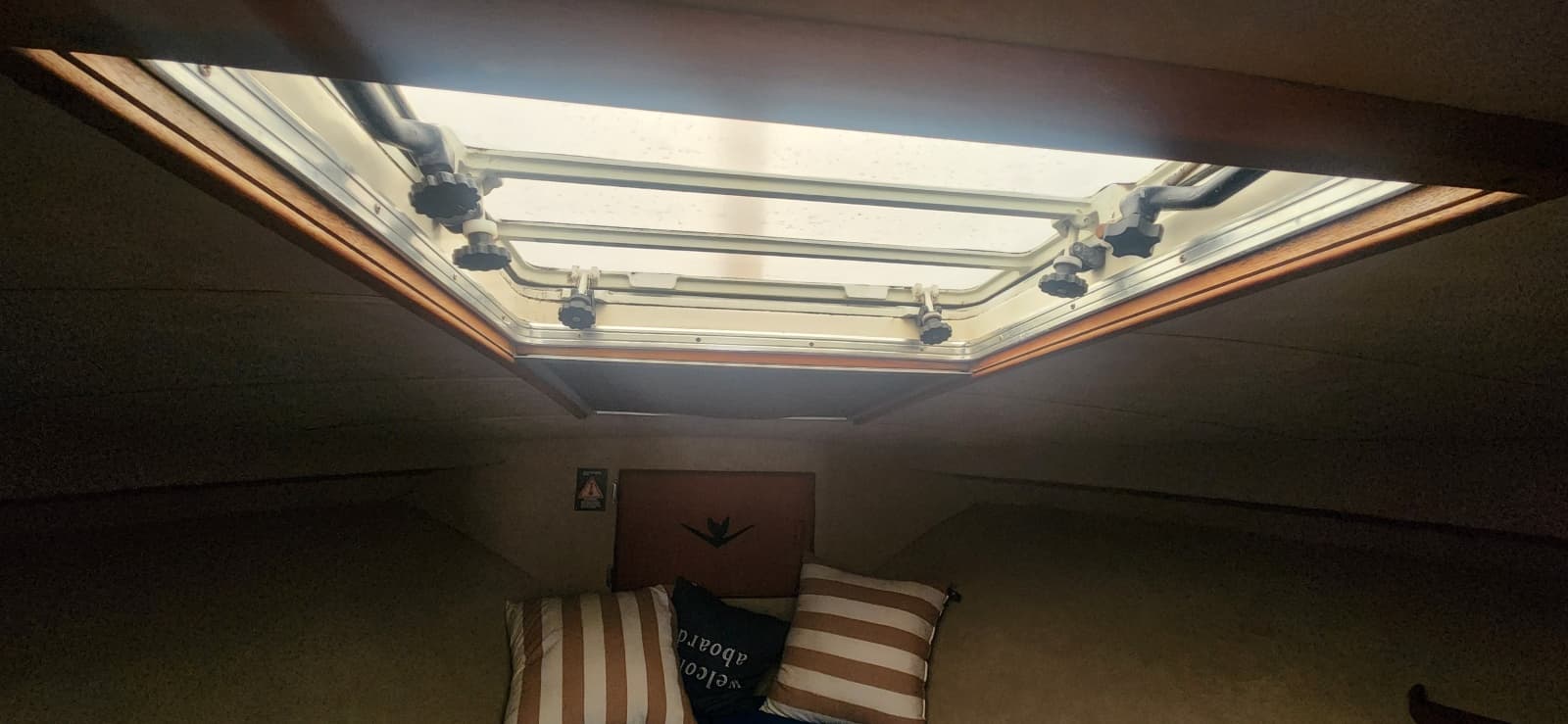 1985 Bertram Flybridge Cruiser