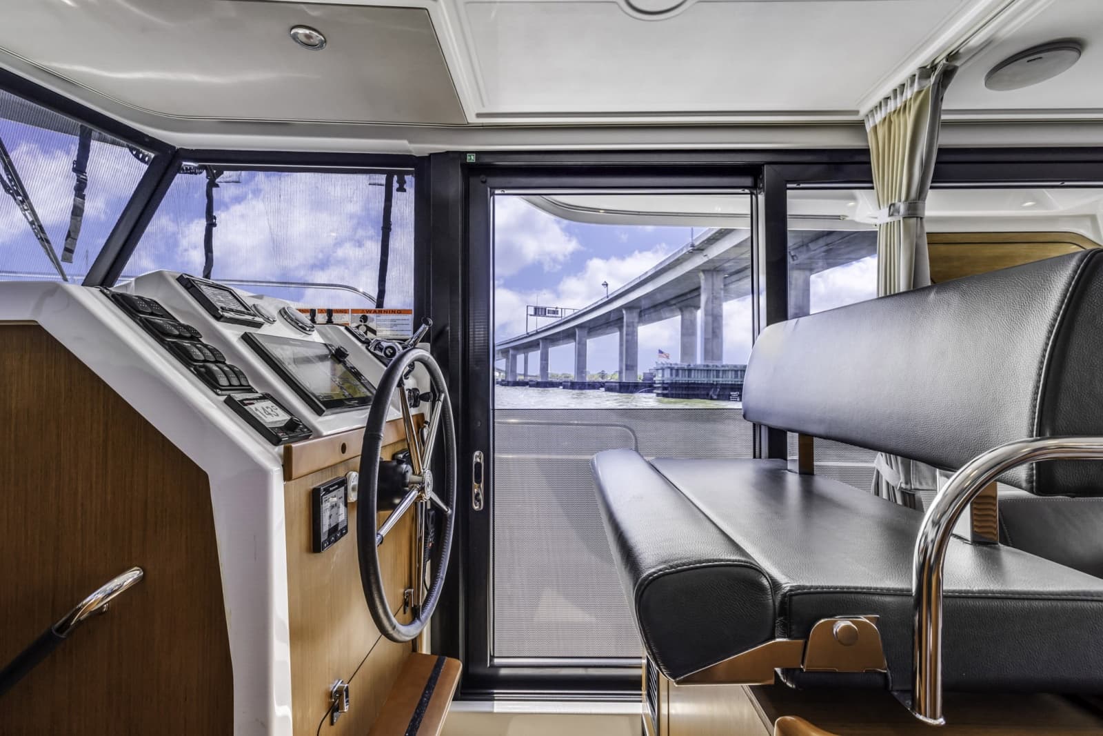 2019 Beneteau Swift Trawler