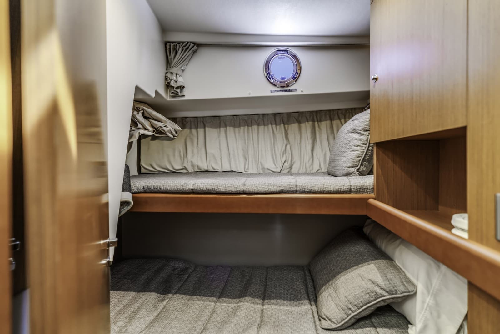 2019 Beneteau Swift Trawler