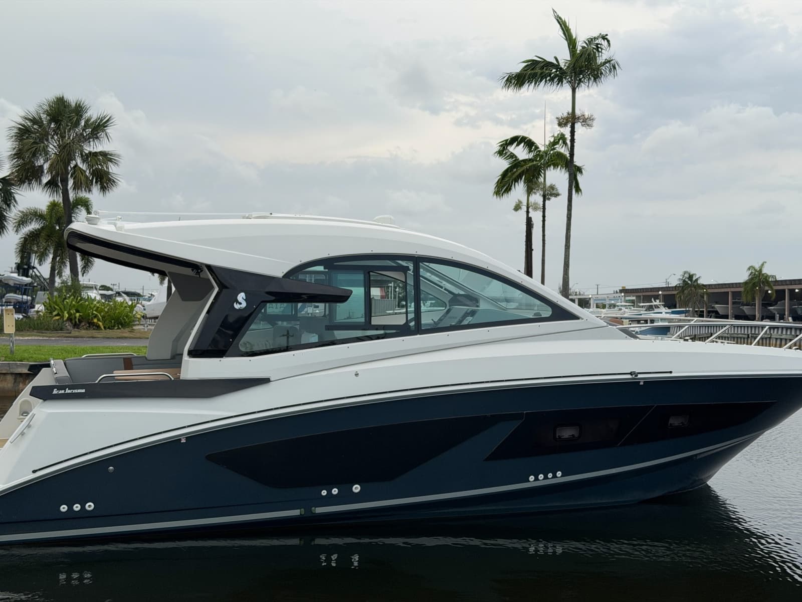 2023 Beneteau Gran Turismo 32